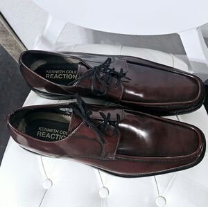 Kenneth Cole Reaction Black Cherry Oxfords